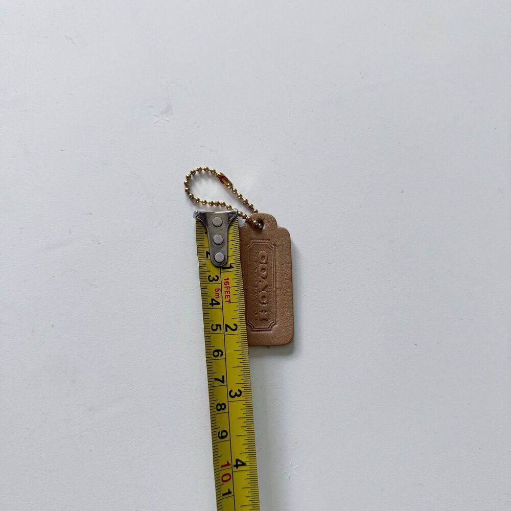 Vtg Coach 2.25" Hang Tag Fob Leatherware 1 Sided British Tan Pre '94 Bag Charm - Picture 5 of 6